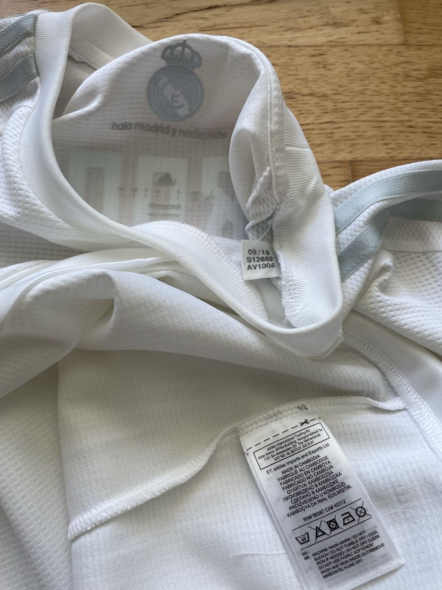Real Madrid Canottiere & Pantaloni: Original Real Madrid 2015/2016 Kroos – Usato da Windisch venduto da RealJerseys 3