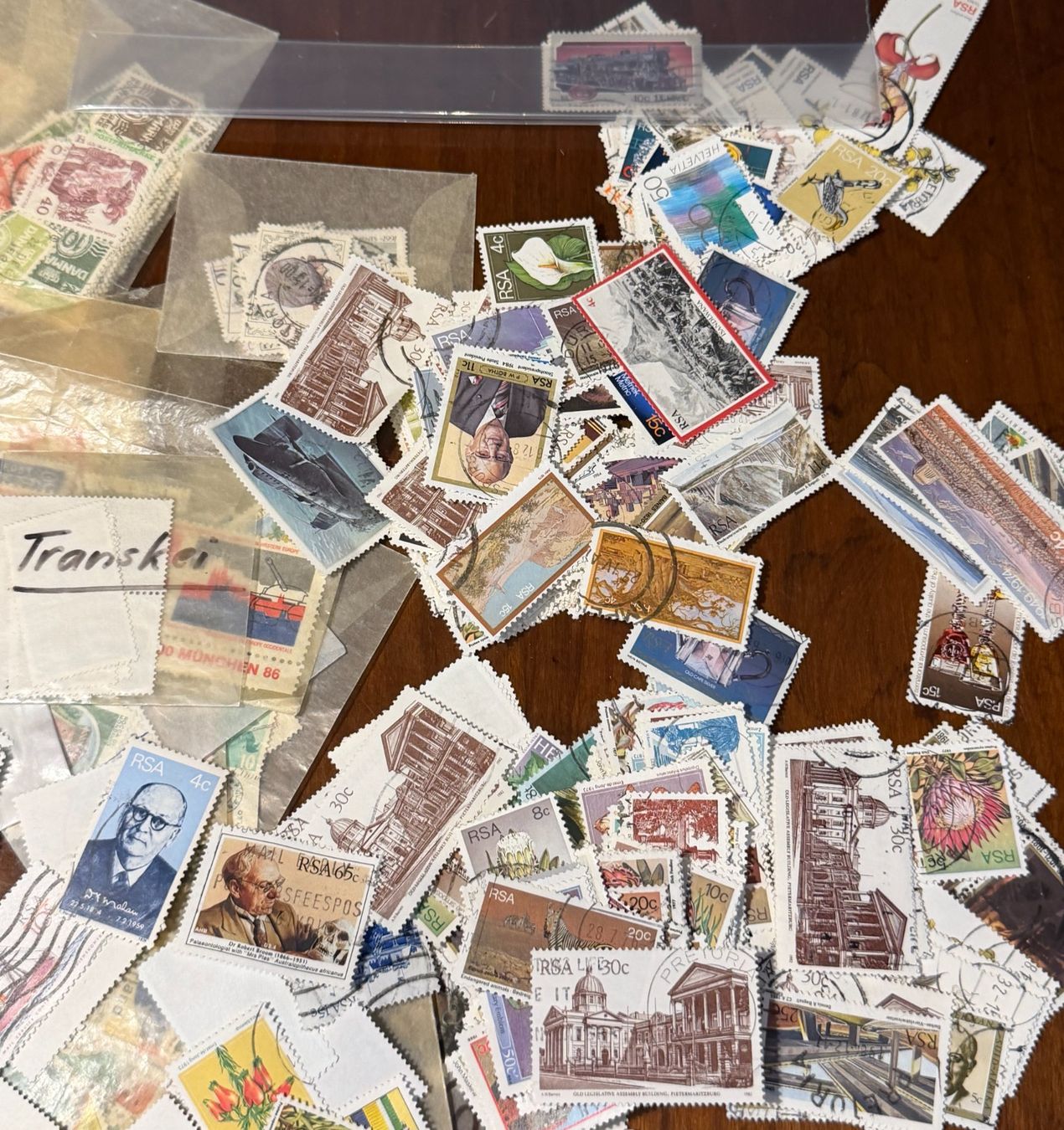 Tutti i francobolli: Briefmarken Konvolut weltweit gebraucht – Usato da Nussbaumen AG venduto da saglre 1