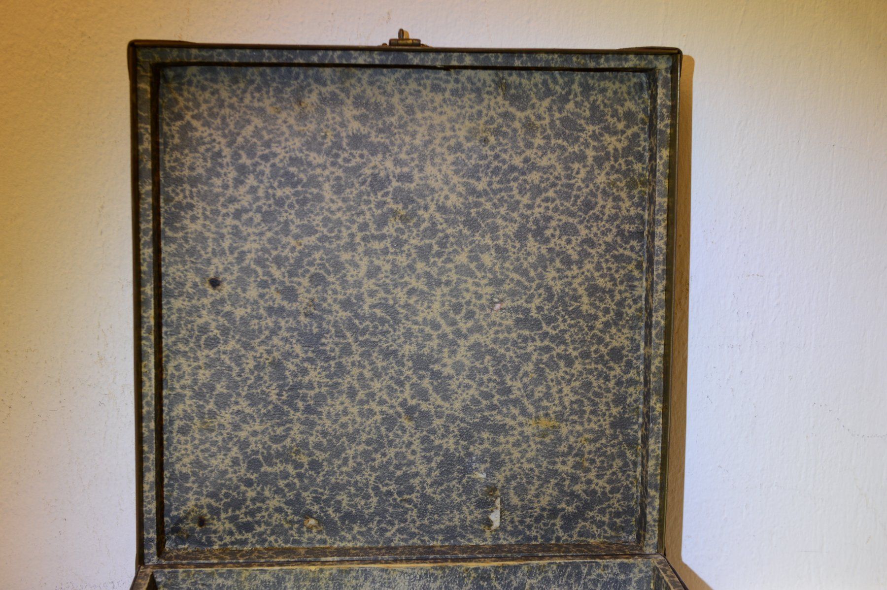Valigie: LP Koffer Schallplatten Koffer – Usato da Sachseln venduto da Smatsch54 6