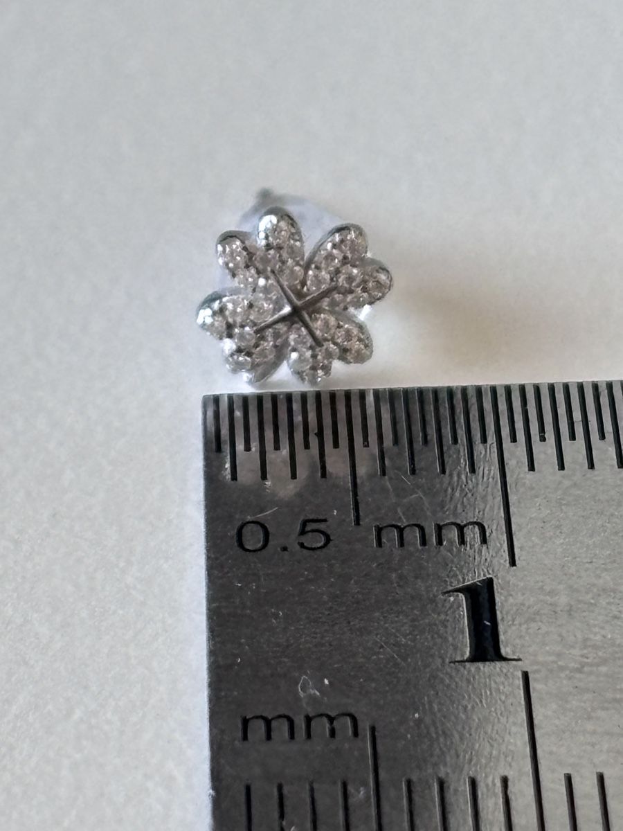 Orecchini pendenti & Orecchini a lobo: Flower studs moissanite Earrings. – Nuovo (secondo la descrizione) da Dübendorf venduto da S1973E 4