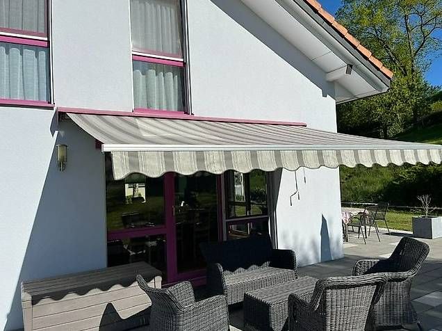 Stobag Tende da sole: Store toile manuel – Usato da Montet (Broye) venduto da Reydillon