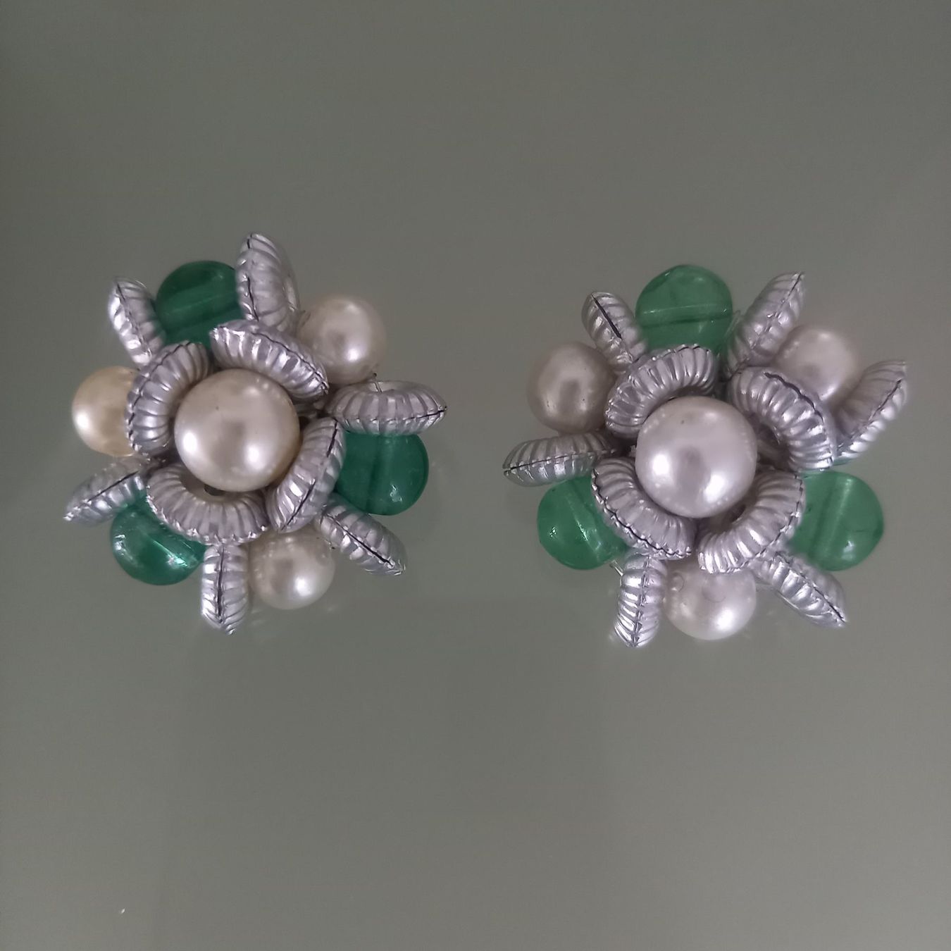 Ohrringe & -stecker: CLIIPSE VINTAGE GRÜN WEISS – Gebraucht aus Kerzers von ExpressoTerreno