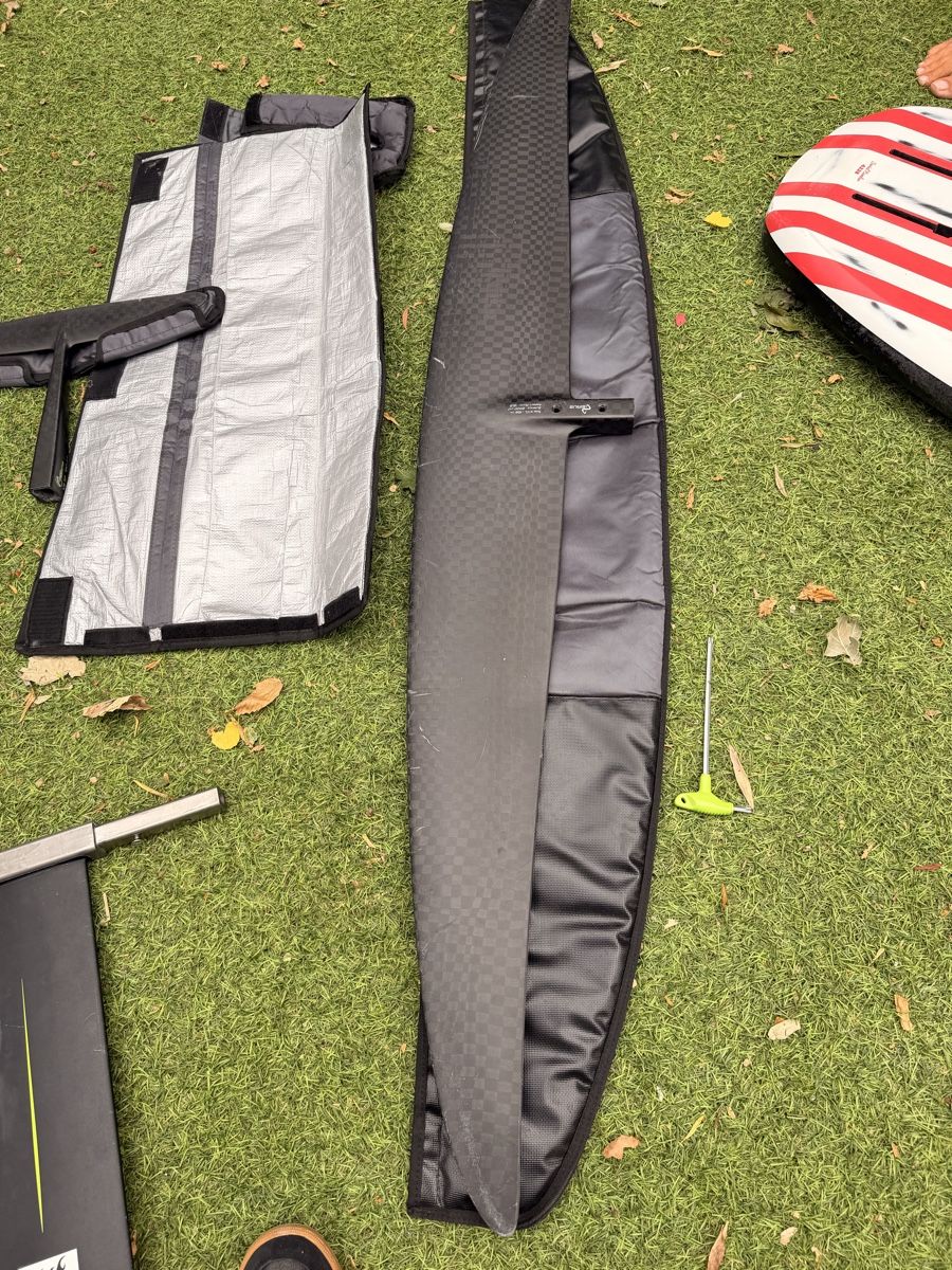 Gong Planches de surf: GONG Sirus pumpfoil Set V2 – D'occasion à Frauenfeld par Tendi.01 4