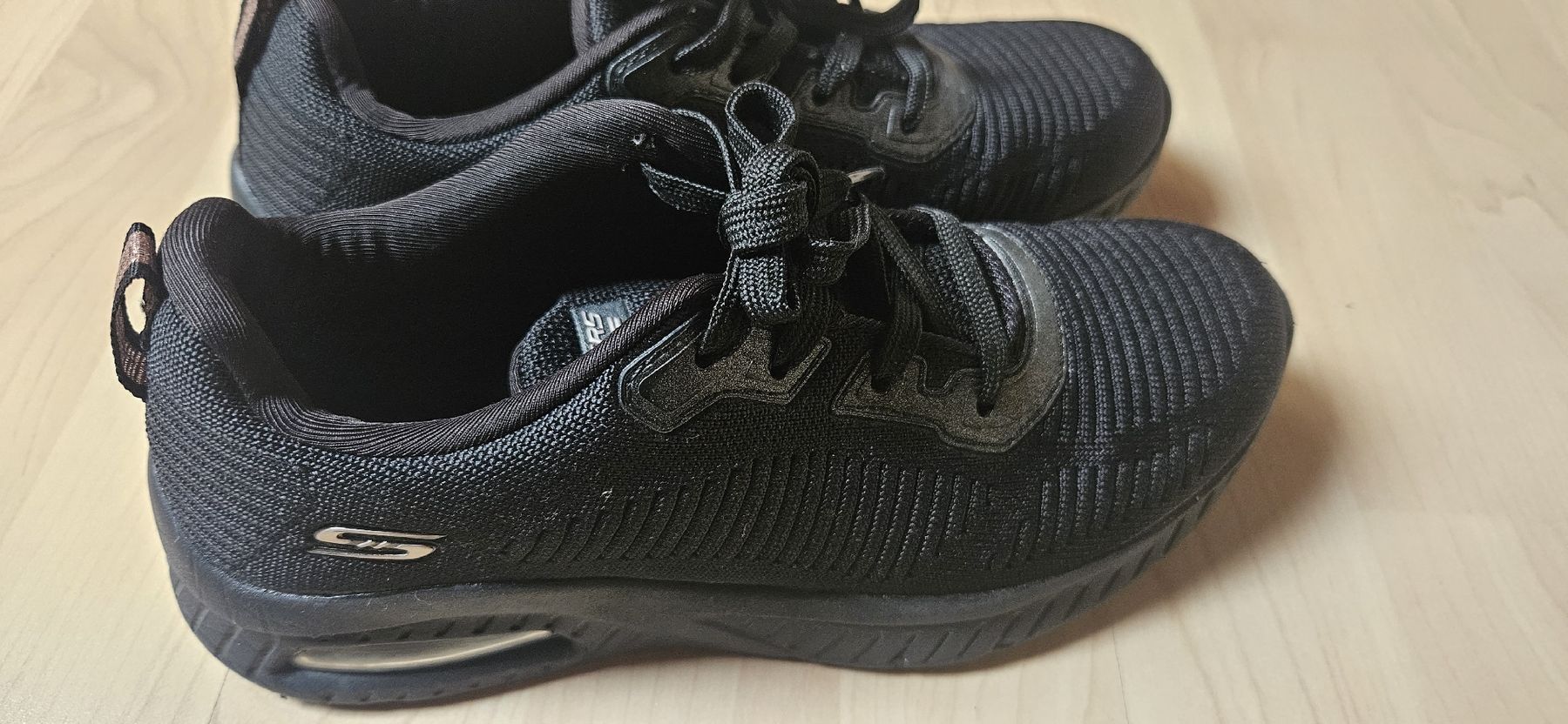 Skechers Schuhe für Jungen: Schuhe gr.35 – Gebraucht aus Oberkulm von Preneur 1