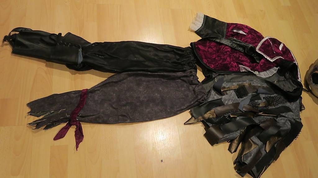 Costumes: Fasnachtskleid Kind 7 Jahre – D'occasion à Rothenburg par Kenapek 2