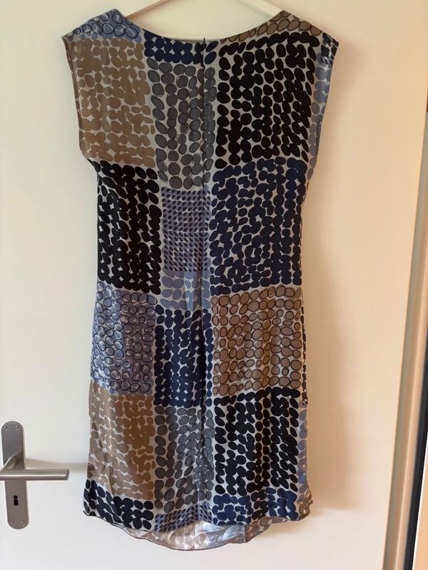 Kleider: Kleid Grösse M Seide multicolor – Neu (gemäss Beschreibung) aus Rafz von mar_j7dl 1