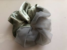 Haargummi Scrunchie, grün, neuwertig, top Zustand!