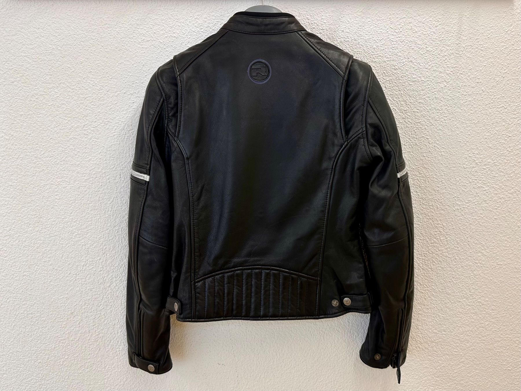 Jacken: Richa Motorrad Lederjacke Damen Grösse 38 – Gebraucht aus Buchs AG von o_nmno 2