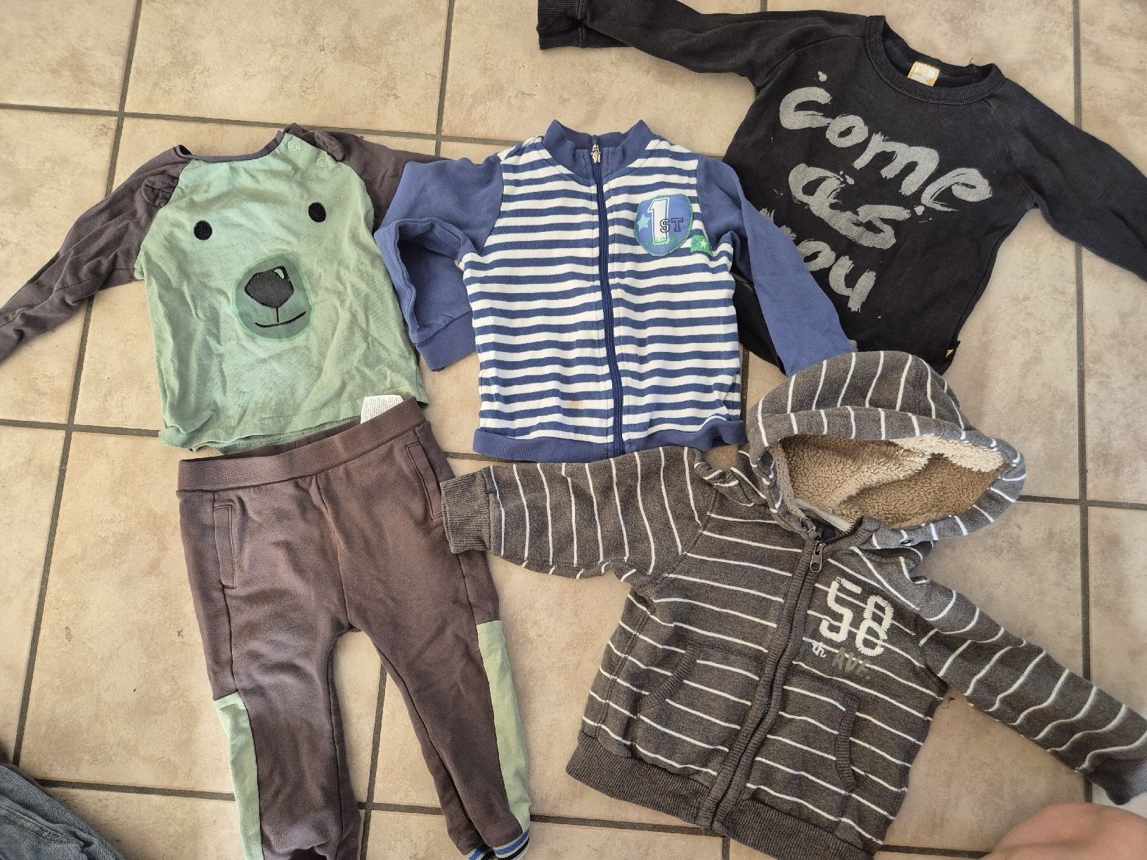 Lotti & Set di vestiti: Kleiderpaket Grössse 80 Herbst – Usato da Guntershausen venduto da Marip84 1