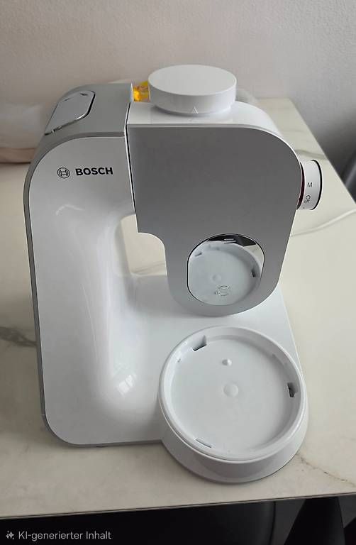 Küchengeräte: BOSCH UNIVERSALKÜCHENMASCHIENE – Gebraucht aus Wabern von Marliseaus64011AA 4