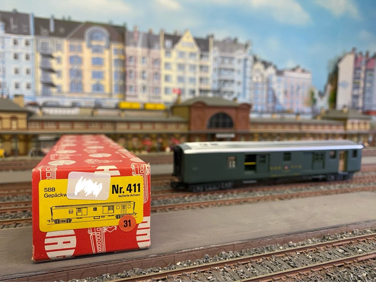 Hag Modellini di ferrovie: HAG 411 SBB Gepäckwagen H0 – Usato da Glattpark (Opfikon) venduto da anywaya23 1