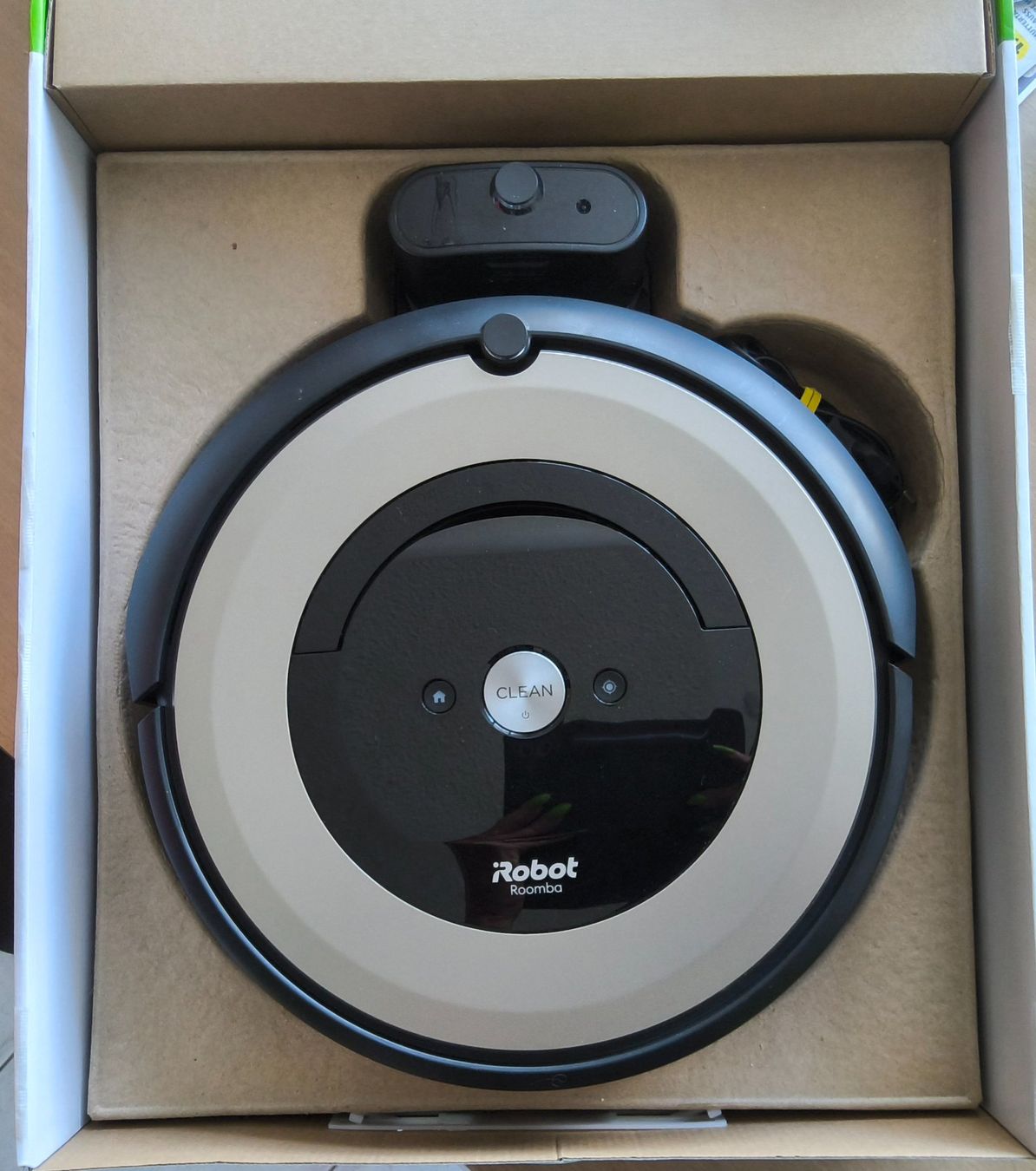 Irobot Staubsauger & Zubehör: Roomba Robot Saugroboter e6 – Neu (gemäss Beschreibung) aus Egerkingen von Faros70 2