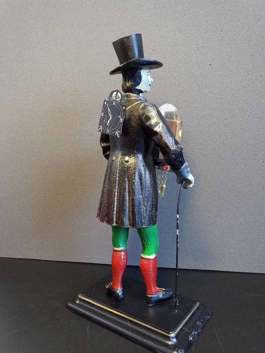 Statuette: Schwarzwälder Uhrenmann – Usato da Reiden venduto da Zofi-Brocki 2