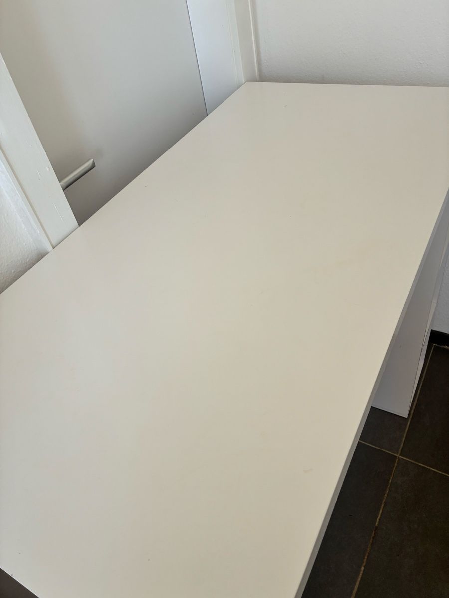 Tables: Bartisch mit 2 Stühlen – D'occasion à Büsingen par sap_qvw8 2