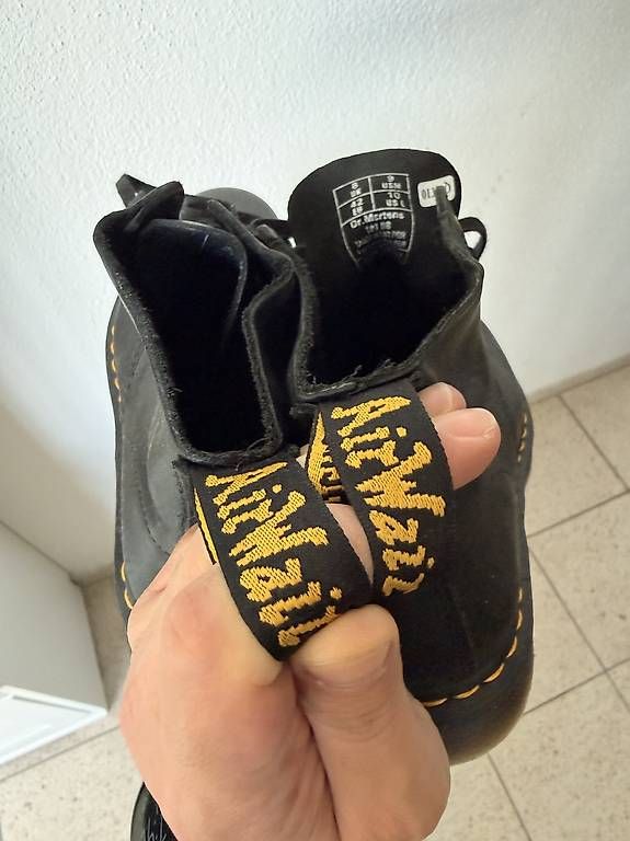 Scarpe da uomo: Dr. MARTENS BOOTS - Grösse 42 – Usato da Kriens venduto da shibydema