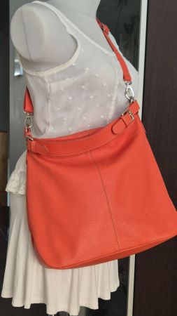 Wie neu: Leder-Tasche 0714 in Orange inkl. Gürtel