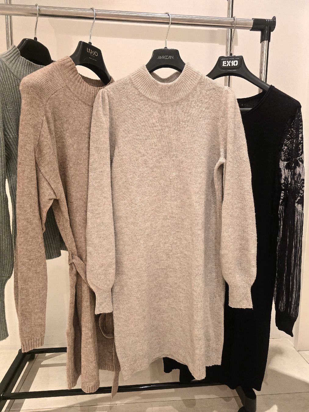Only Lots de vêtements: Kleiderpaket "Strickkleider" Gr.S Only – D'occasion à Rorschacherberg par Olgamedved 3