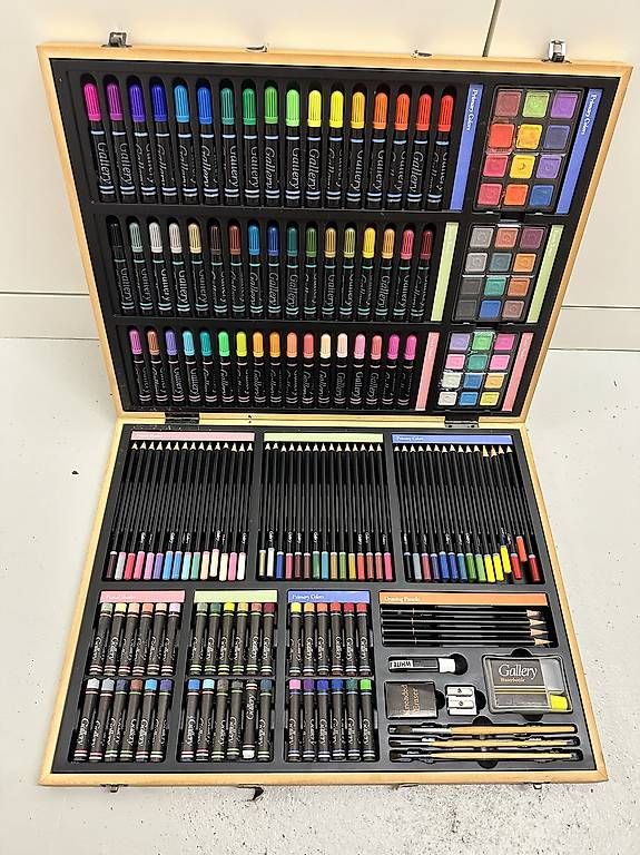 Peintures: Malkasten von Gallery – D'occasion à Zürich par mel_v8qp 2