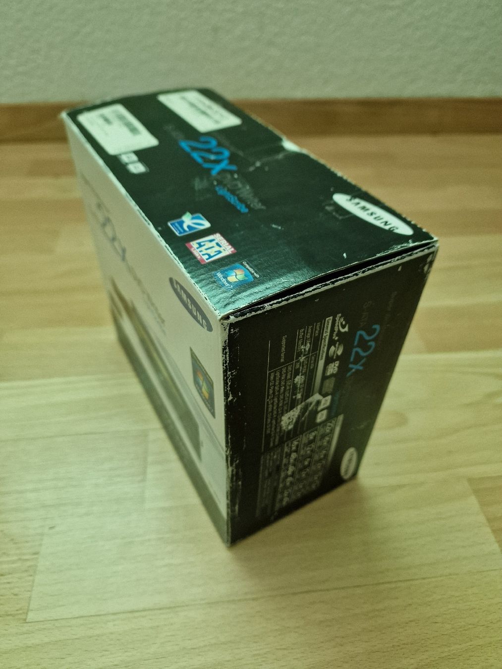PC: Neu Samsung 22x DVD Writer S-ATA LightScribe SuperWrite  – Nuovo e nell'imballaggio originale da Fahrwangen venduto da luk_bhw7 3