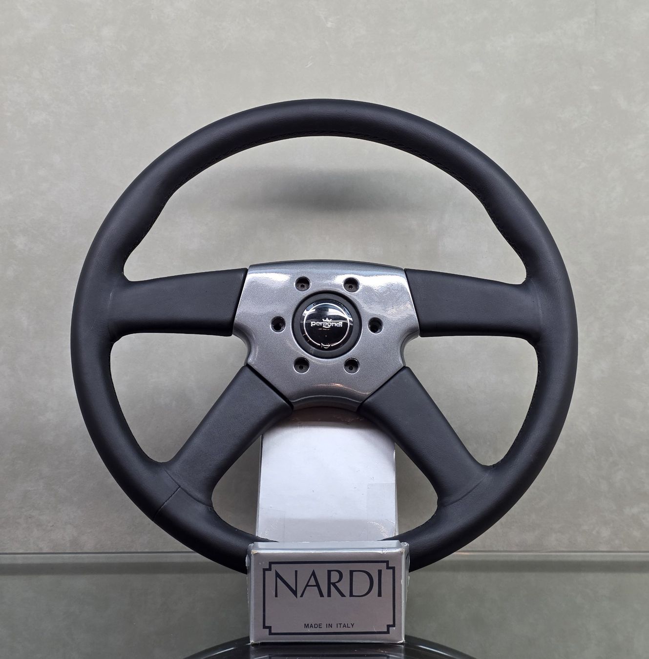 Tutti pezzi di ricambio auto: Personal Lenkrad Sprint 4/36 Leder – Nuovo e nell'imballaggio originale da Eich venduto da Deltamotor