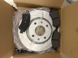 Bremsscheibe und Bremsklötze vorne Peugeot Citroen 