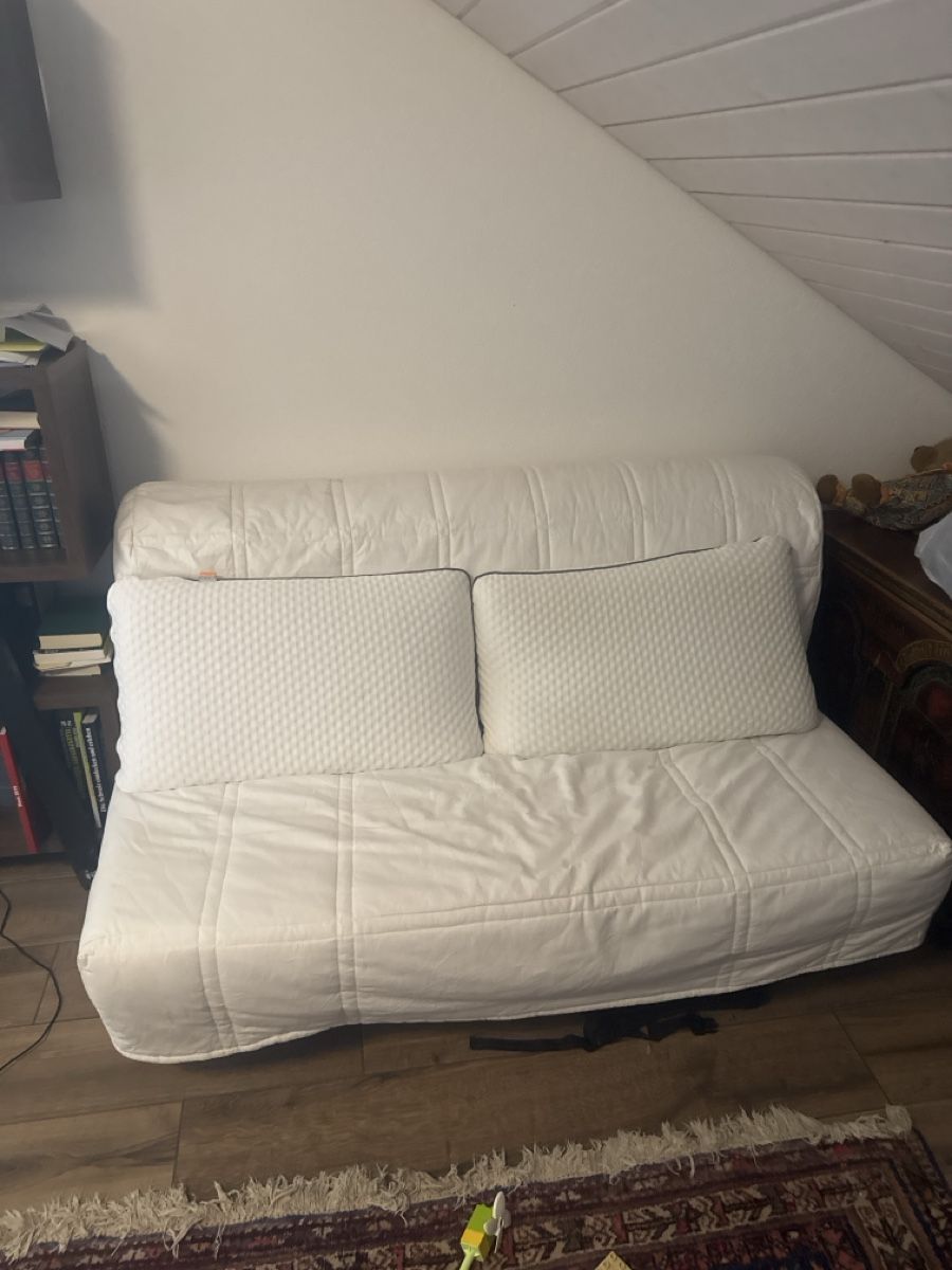 Sofas: Schlafsofa weiss gebrauchter Zustand – Gebraucht aus Seewen SO von cuisinier90