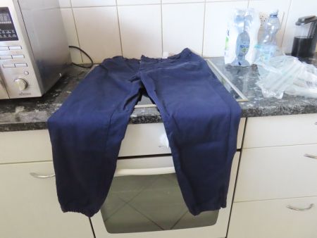 1X Hose Mit  T- Shirt