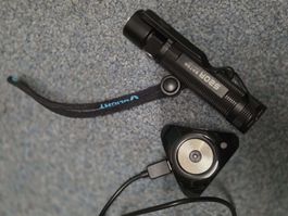 VauLight S20R Baton Taschenlampe mit Ladestation