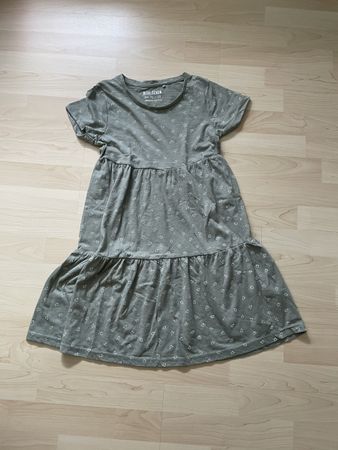 Kinderkleid BLUE SEVEN Grösse 152 12Y mit Herzen olivgrün