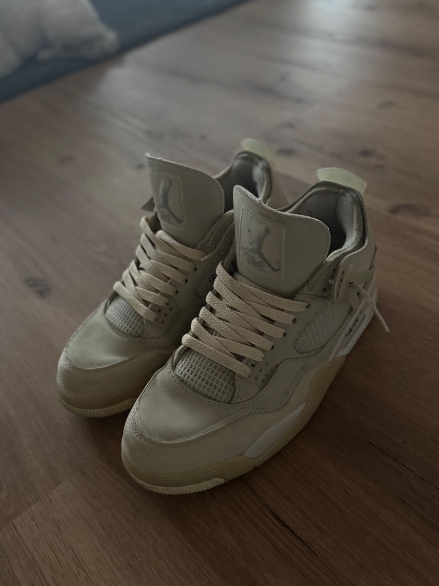 Herrenschuhe: Jordan 4 Retro Off-White – Gebraucht aus Lengnau BE von kev_7fhj