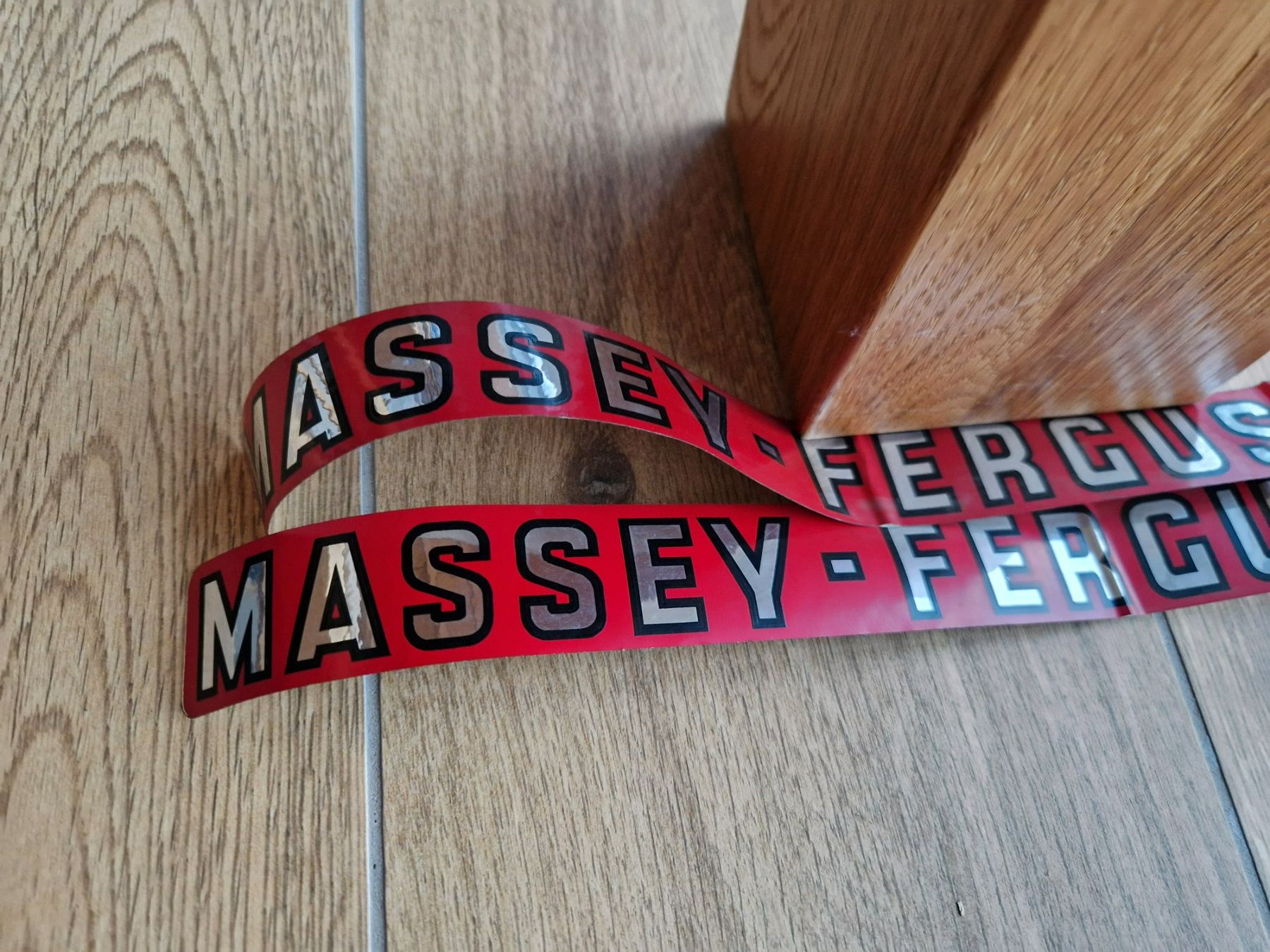 Massey Ferguson Trattori: Original Aufkleber Traktor Massey Ferguson 25 – Usato da Dürnten venduto da Bachtel84 1