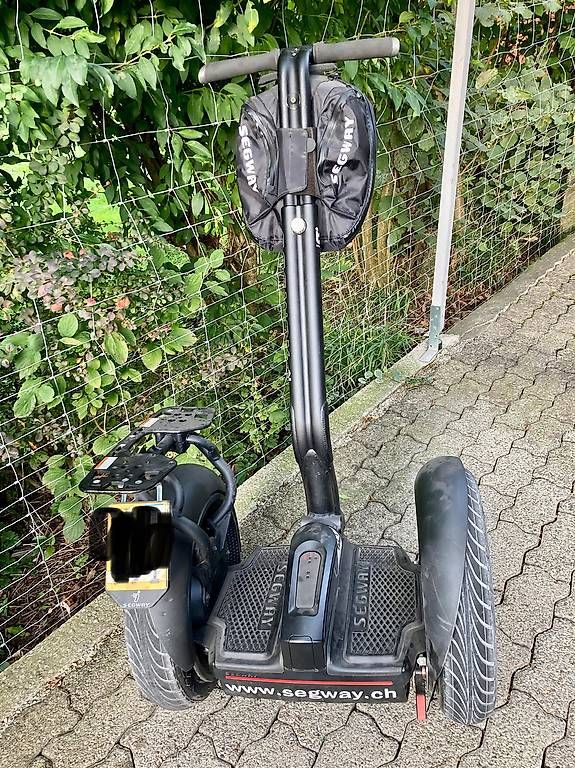 Veicoli elettrici: Segway i2 original mit Strassenzulassung – Usato da Netstal venduto da Erbsli1