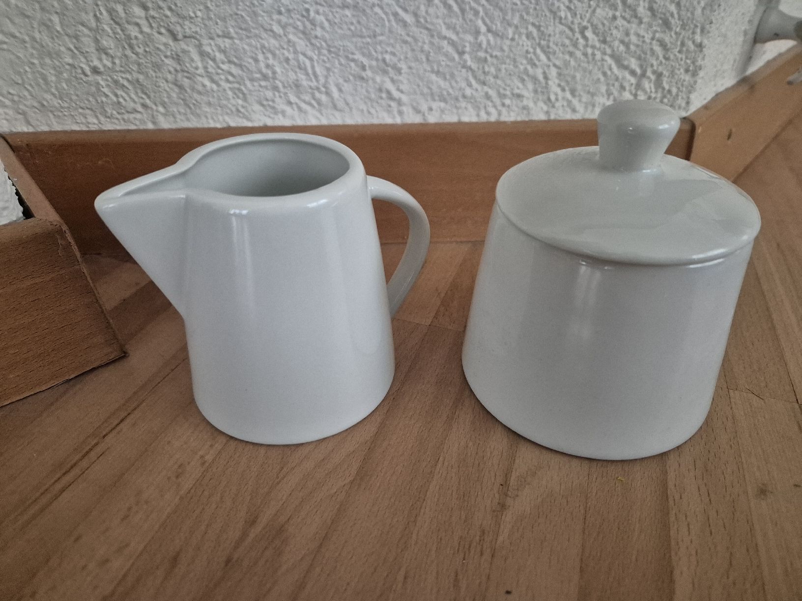 Geschirrsets: 2er Set: Zuckerdose & Milchkännchen – Neu und originalverpackt aus Bern von grisu_79