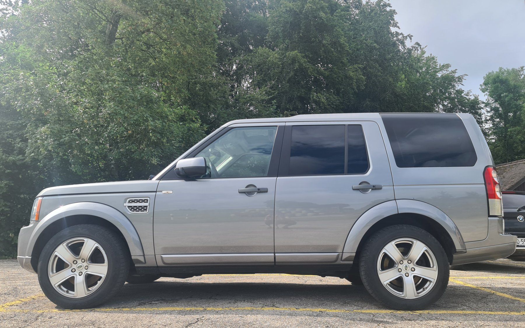 Land Rover Automobili: Land Rover discovery 3.0 sdv6 Zermatt édition – Usato da Lausanne venduto da Rosa.RBG 6