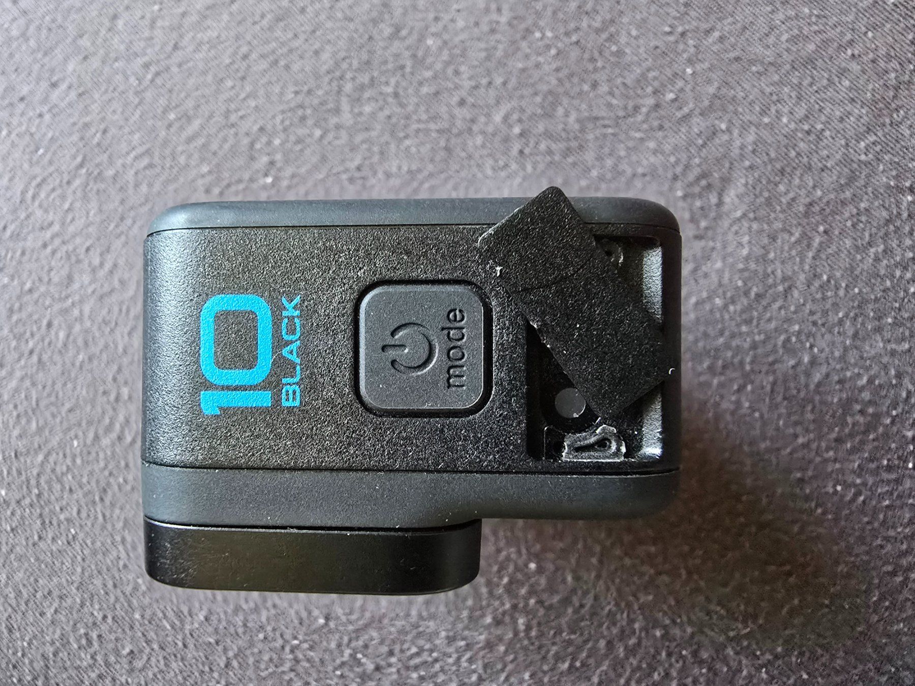 Gopro Action Cam: Go Pro 10 Black Edition + 2 Batteries + Accessoires – Usato da Tramelan venduto da Bbaalloooo 3
