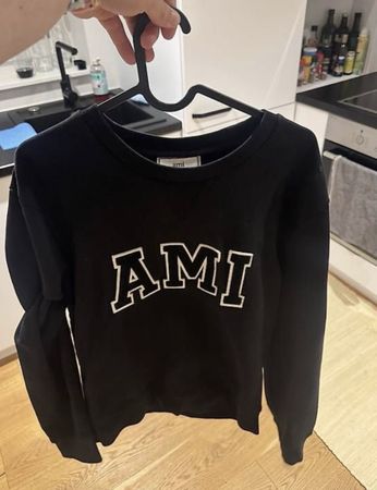 Pullover AMI schwarz Grösse S guter Zustand