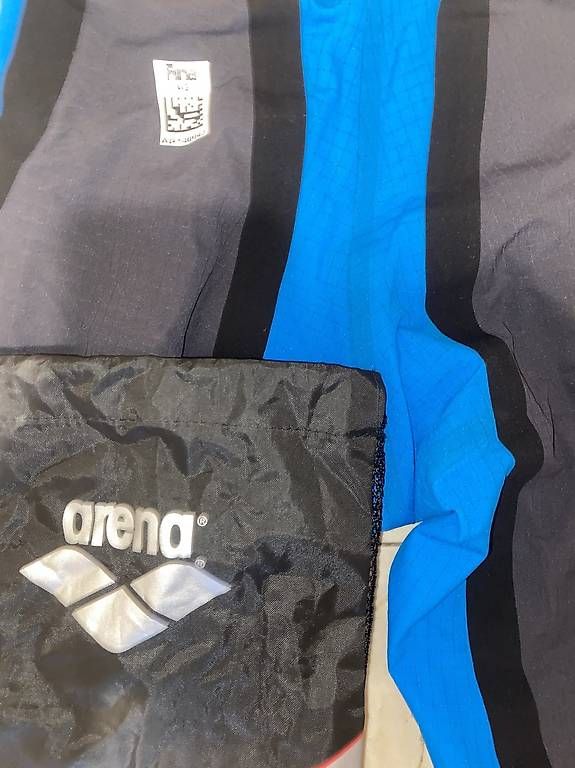 Costumi da bagno: Combinaison de natation Arena Carbon Flex – Usato da Neuchâtel venduto da nie_htg6 2