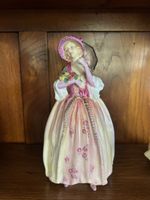 Elegant June figurine - perfect for spring decor! 52 chara