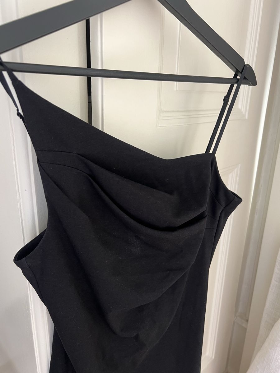 Cos Vestiti: Robe COS noire – Nuovo (secondo la descrizione) da Genève venduto da MinimalistDressing 2