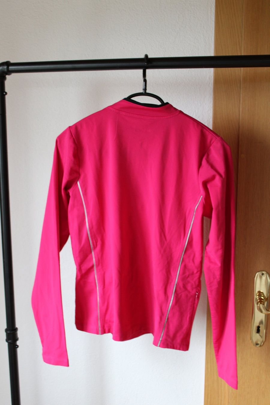Altra biancheria intima: Thermoshirt ktec pink – Usato da Hombrechtikon venduto da lehnerrr 5