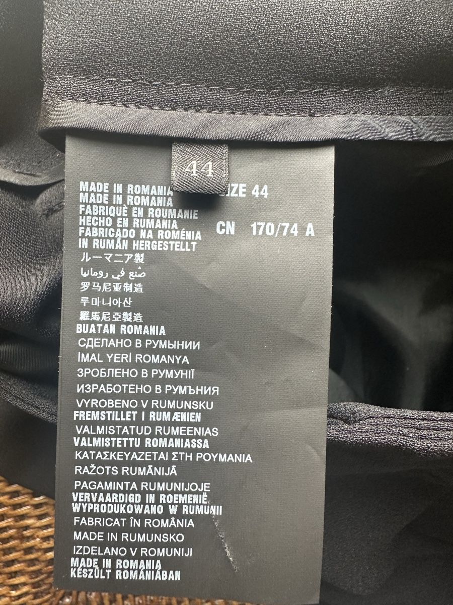 Prada Pantaloni: Prada new midnight blue straight trousers IT44 – Nuovo (secondo la descrizione) da Langnau am Albis venduto da bar_ml6k 2