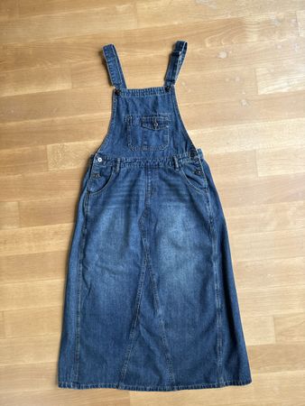 Jeans-Jupe/Latzrock, Gr. M, Midi, Denim, neuwertig!