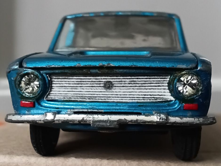 Mebetoys A-16 FIAT 124 - ohne Motor! (Difettoso) a Münchenstein
