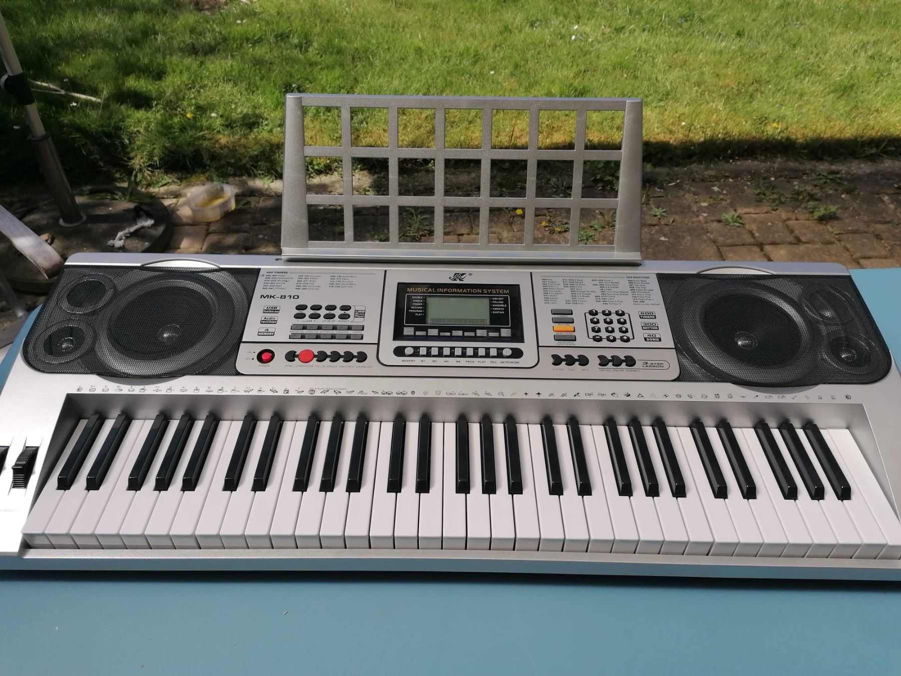 Strumenti musicali: Keyboard 61 Keys Teaching Type – Usato da Horn venduto da Karia_Meller