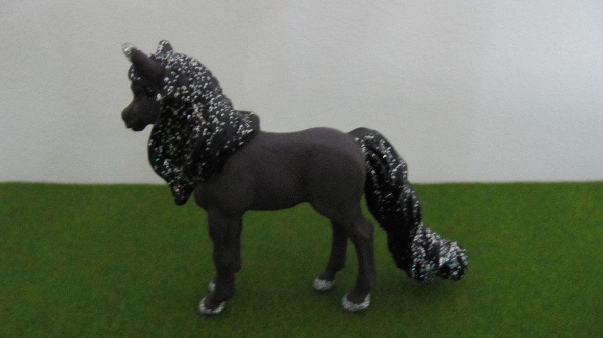 Schleich Spielzeuge: Schleich Stern / Mond Einhörner – Gebraucht aus Brunnen von Kiwiland1 5