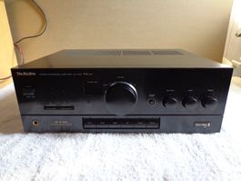 Technichs SU-X120 Verstärker