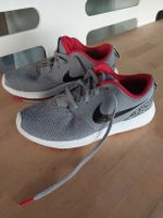 Nike Laufschuhe grau rot Grösse 36 guter Zustand