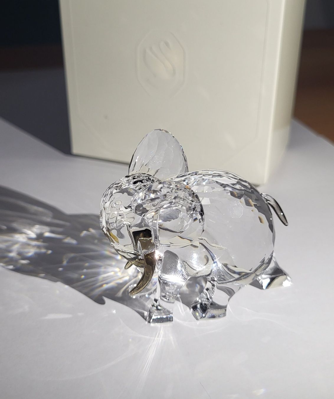Swarovski Statuette: Swarovski Elefant – Nuovo (secondo la descrizione) da Thun venduto da b-tina