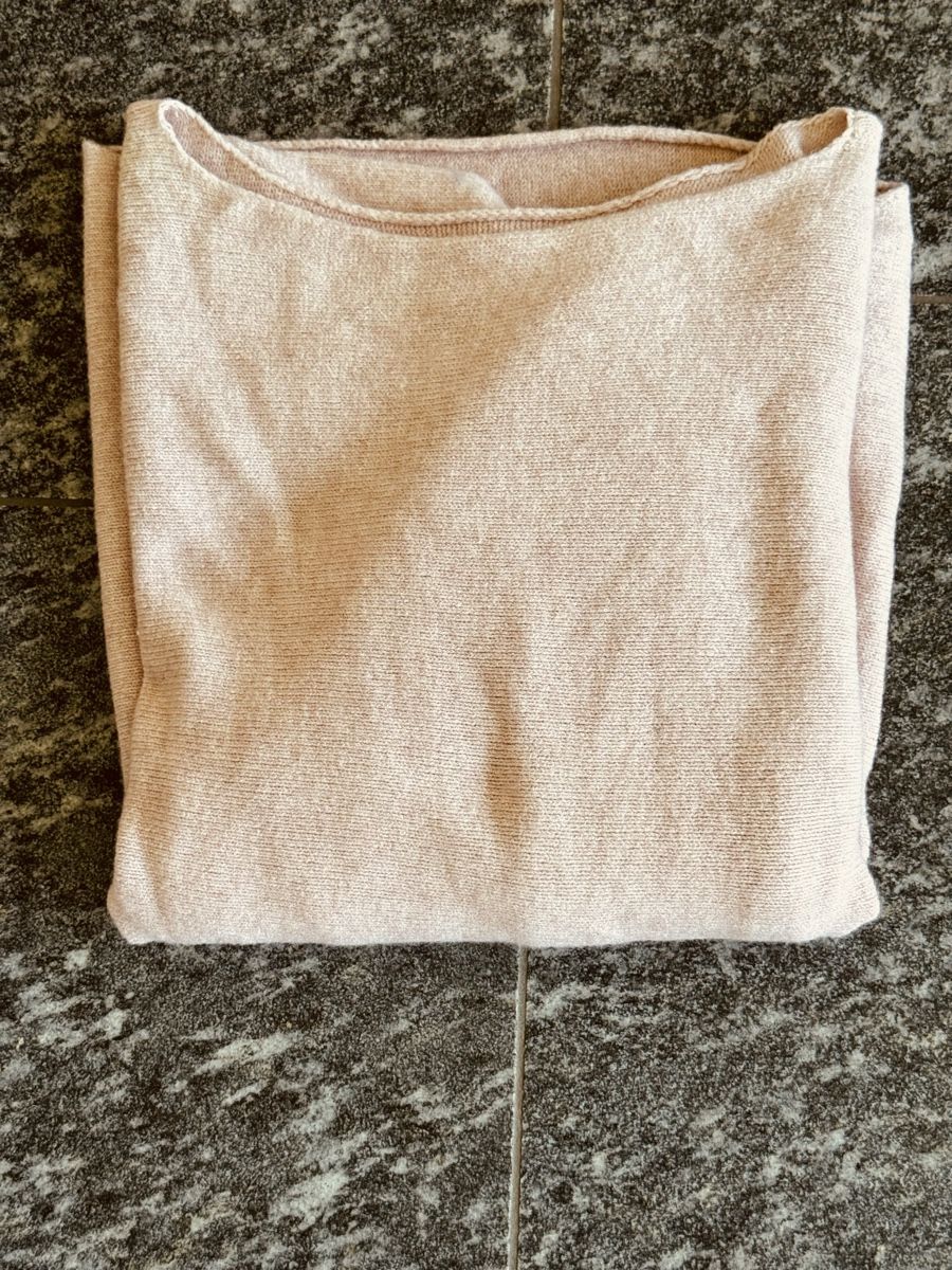 Pulls & Sweat-shirts: Weicher Pullover aus Spanien leicht rose Gr42 – D'occasion à Morschach par jeanhenrifabre