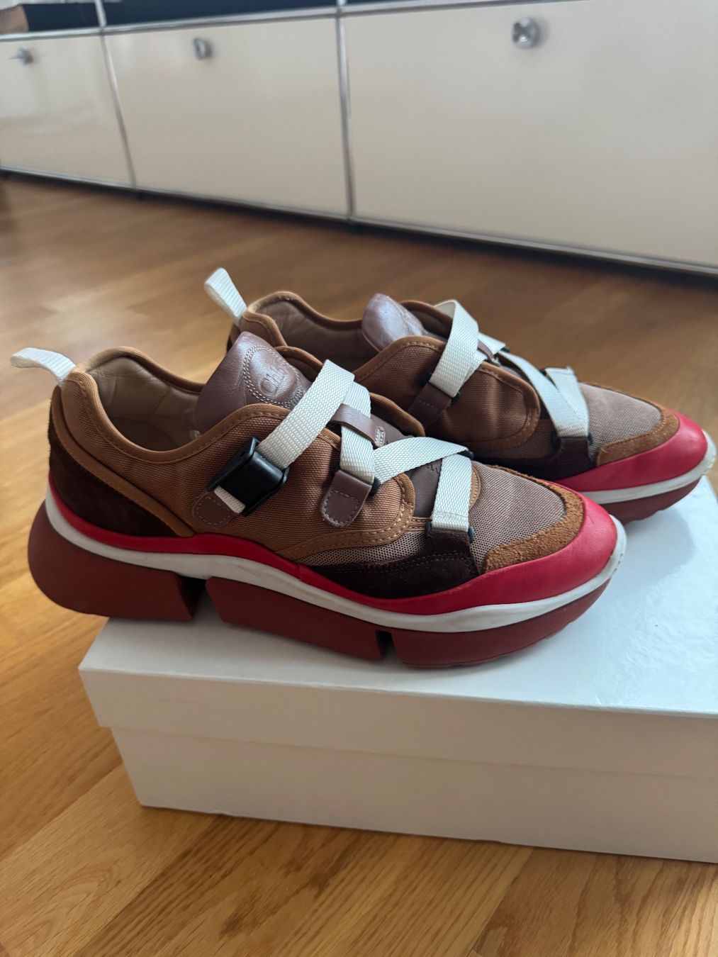 Chloé Damenschuhe: Chloé Sneakers  ❤️ – Gebraucht aus Zürich von froschchen79 2